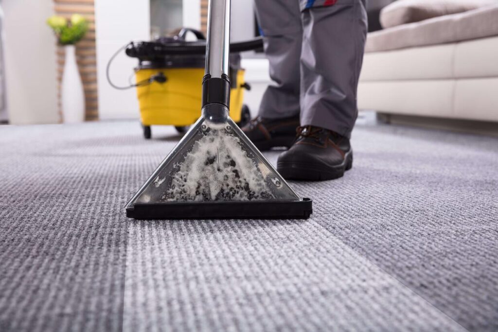 What to Look for in a Commercial Office Cleaning Company 