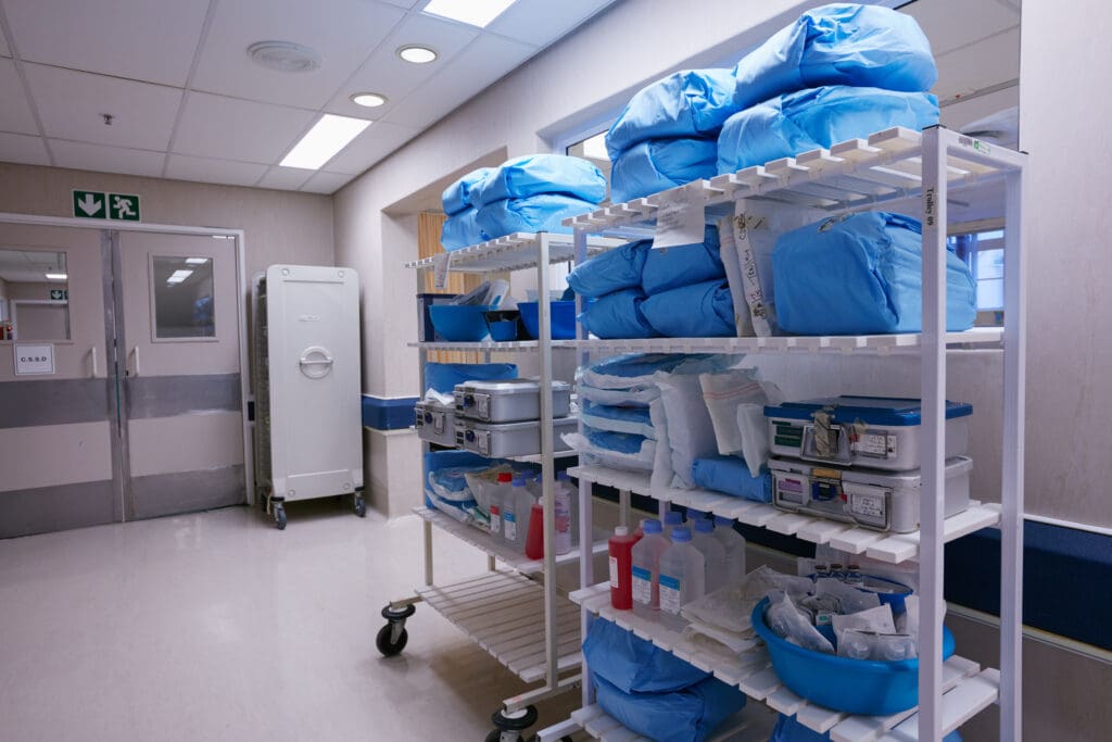 Medical Facility Cleaning in Denver: 10 Best Practices for Safer Healthcare Spaces
