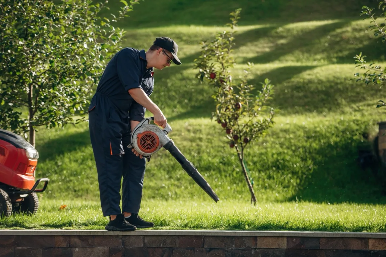 shutterstock_2578817805 Large_desktop